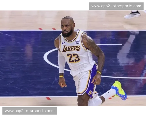 湖人快船收官战詹姆斯36分赛季新高 里夫斯31分9篮板稳定输出